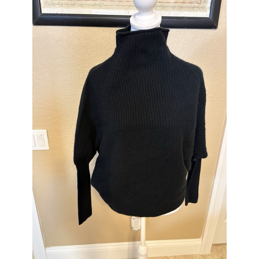 Club Monaco Cashmere, 100% Cashmere Black Batwing Mock Neck Sweater, XS